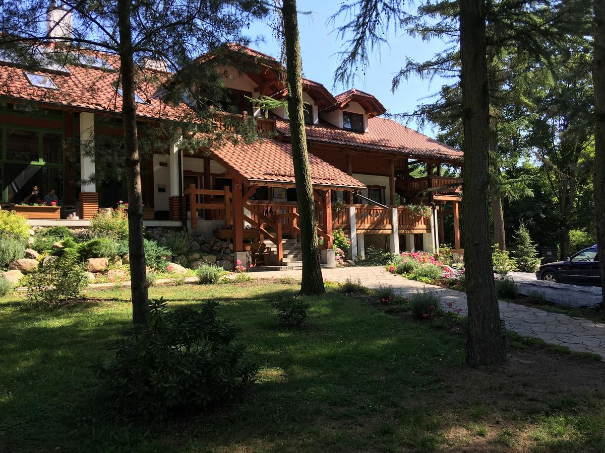 Stajnia Sarnowek Nad Jeziorem Rozany Bed & Breakfast Rozajny Wielkie Exterior photo